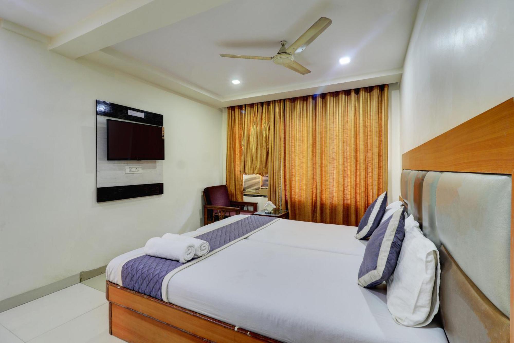 Hotel New Sarovar Grand ปันเวล ภายนอก รูปภาพ