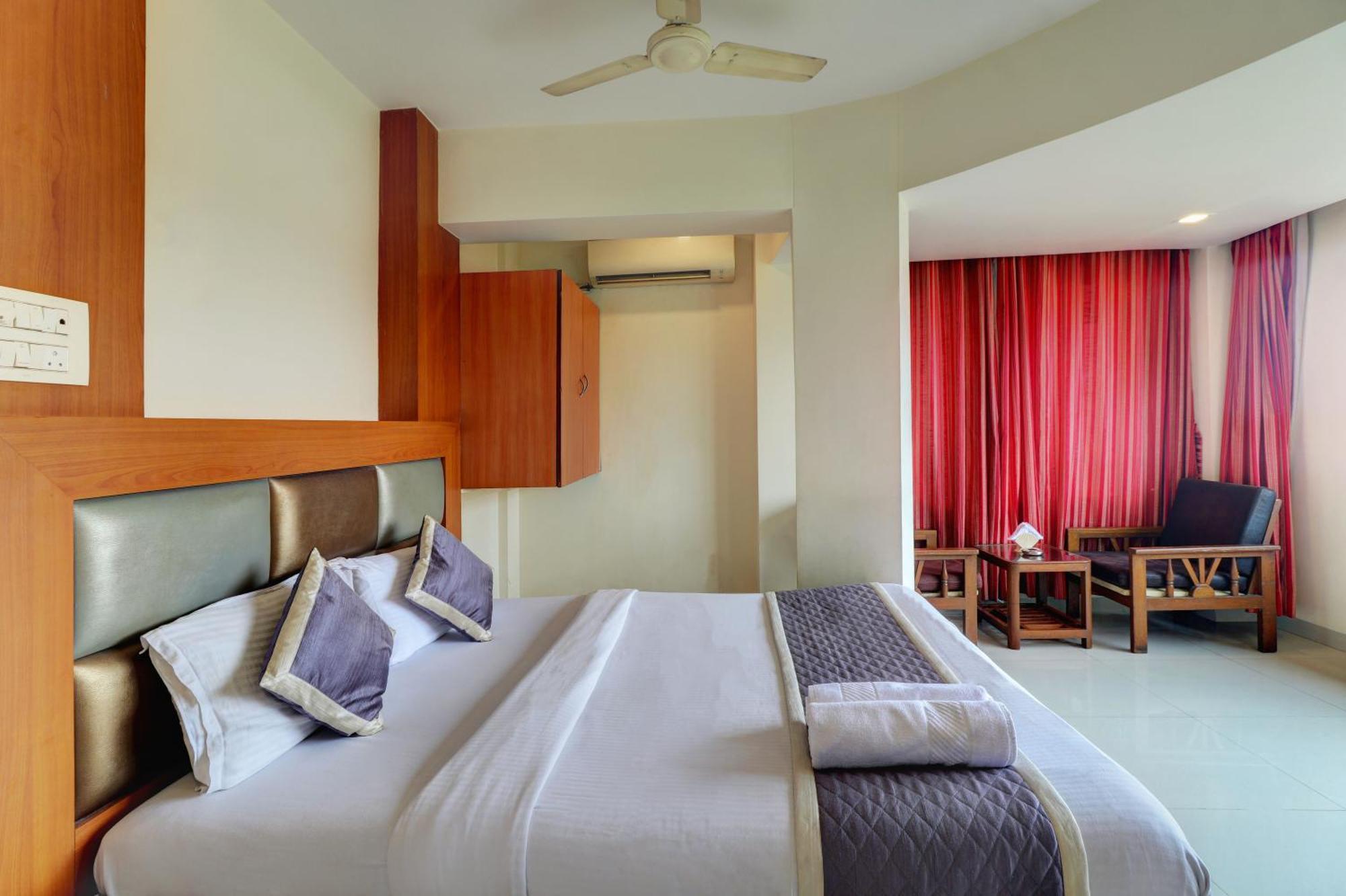 Hotel New Sarovar Grand ปันเวล ภายนอก รูปภาพ